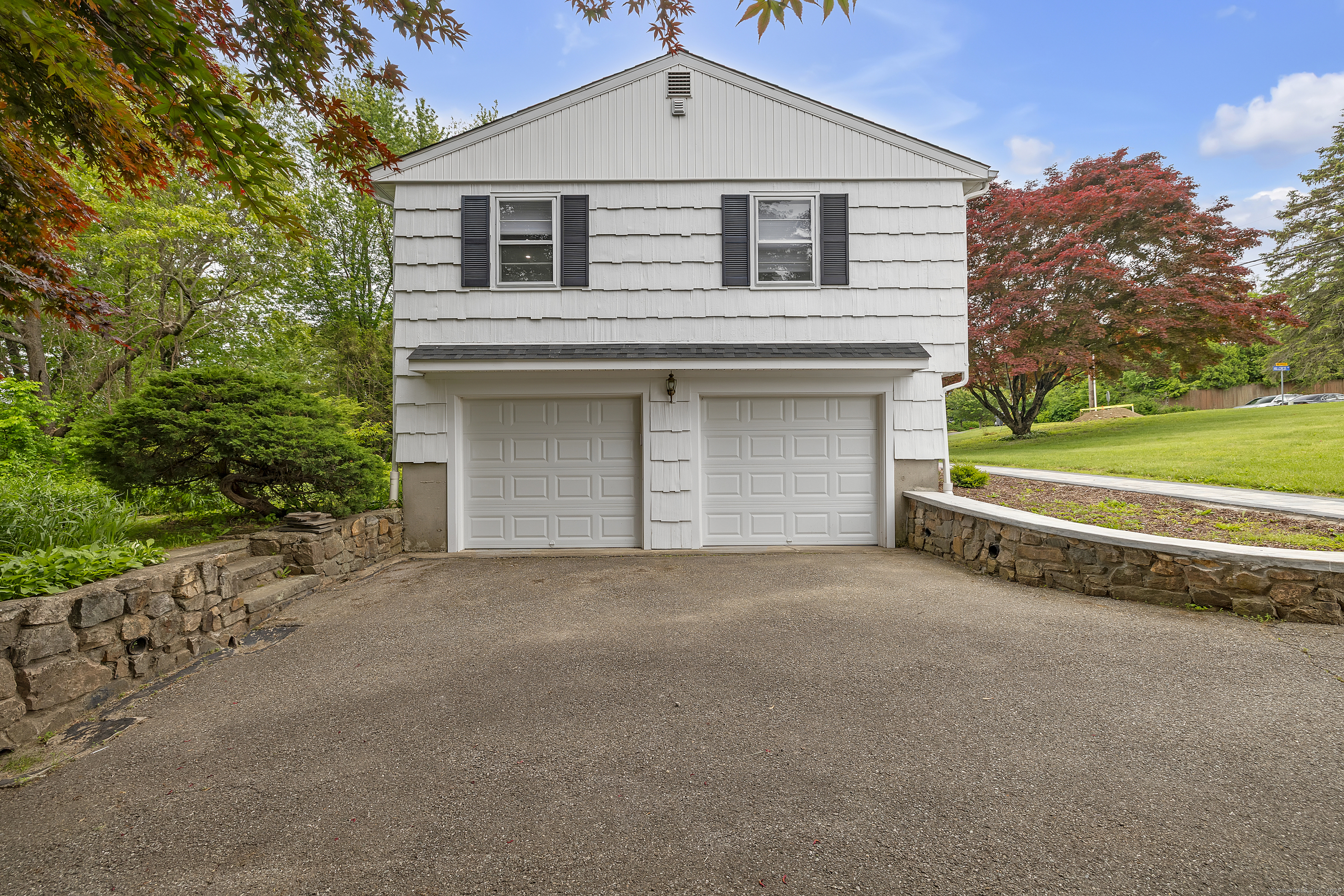 17 Ridgedale Road