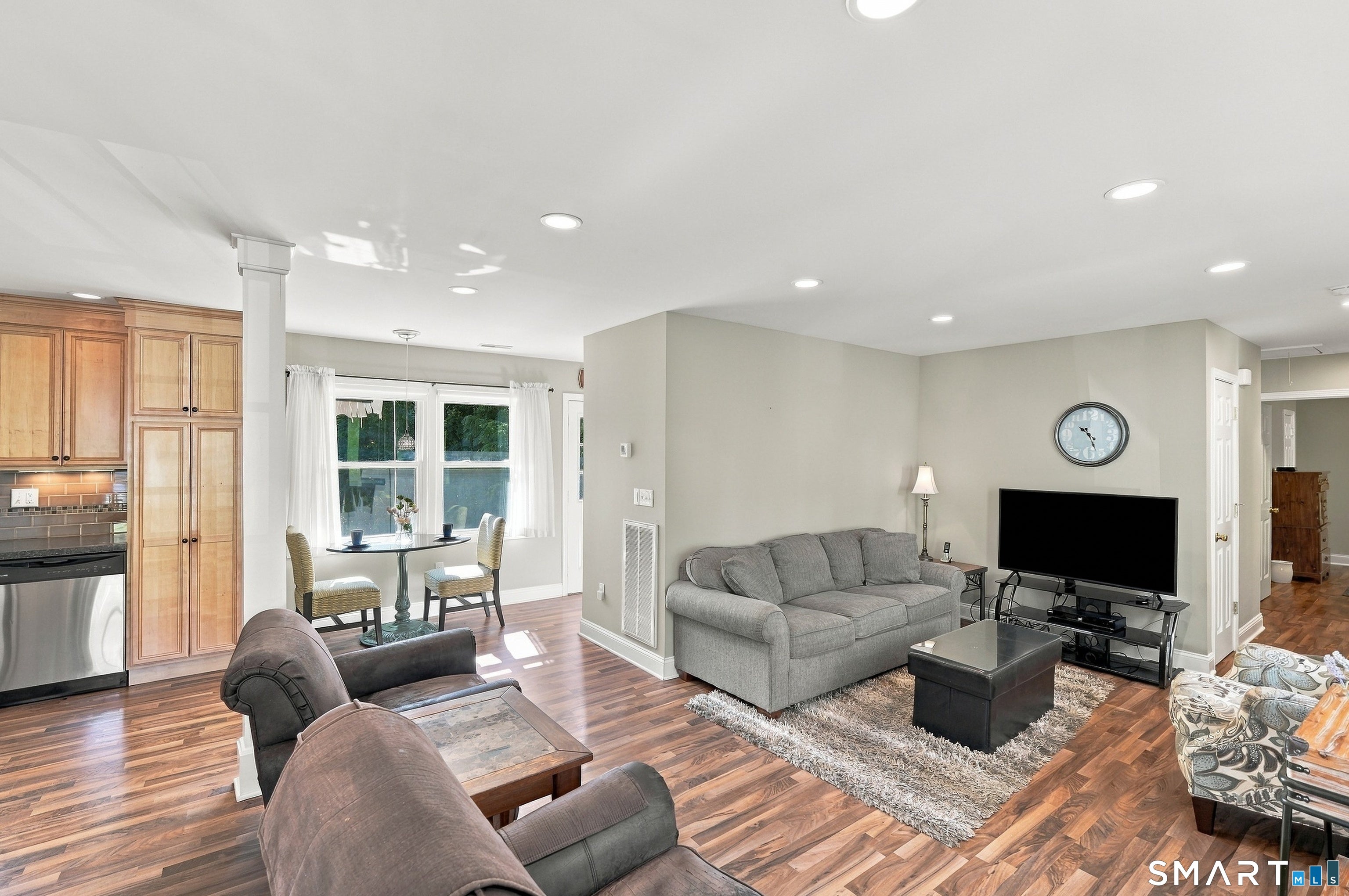 66 South Ridgeland Road