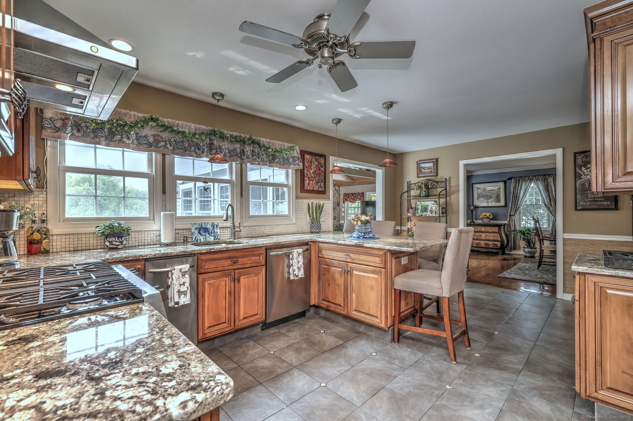 19 Old Colony Road #19, Monroe, Connecticut image 4