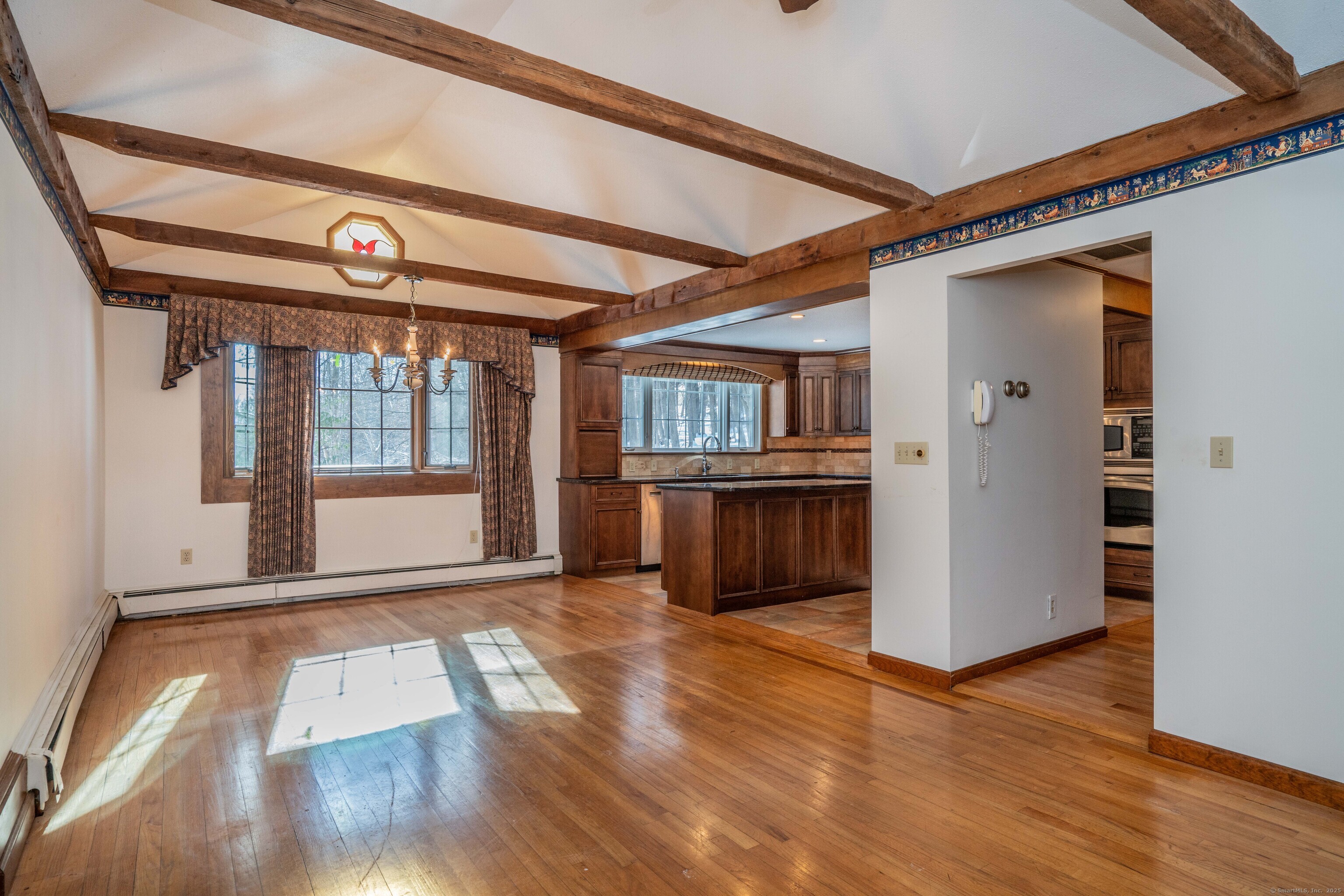 1240 Mapleton Avenue, Suffield, Connecticut image 9