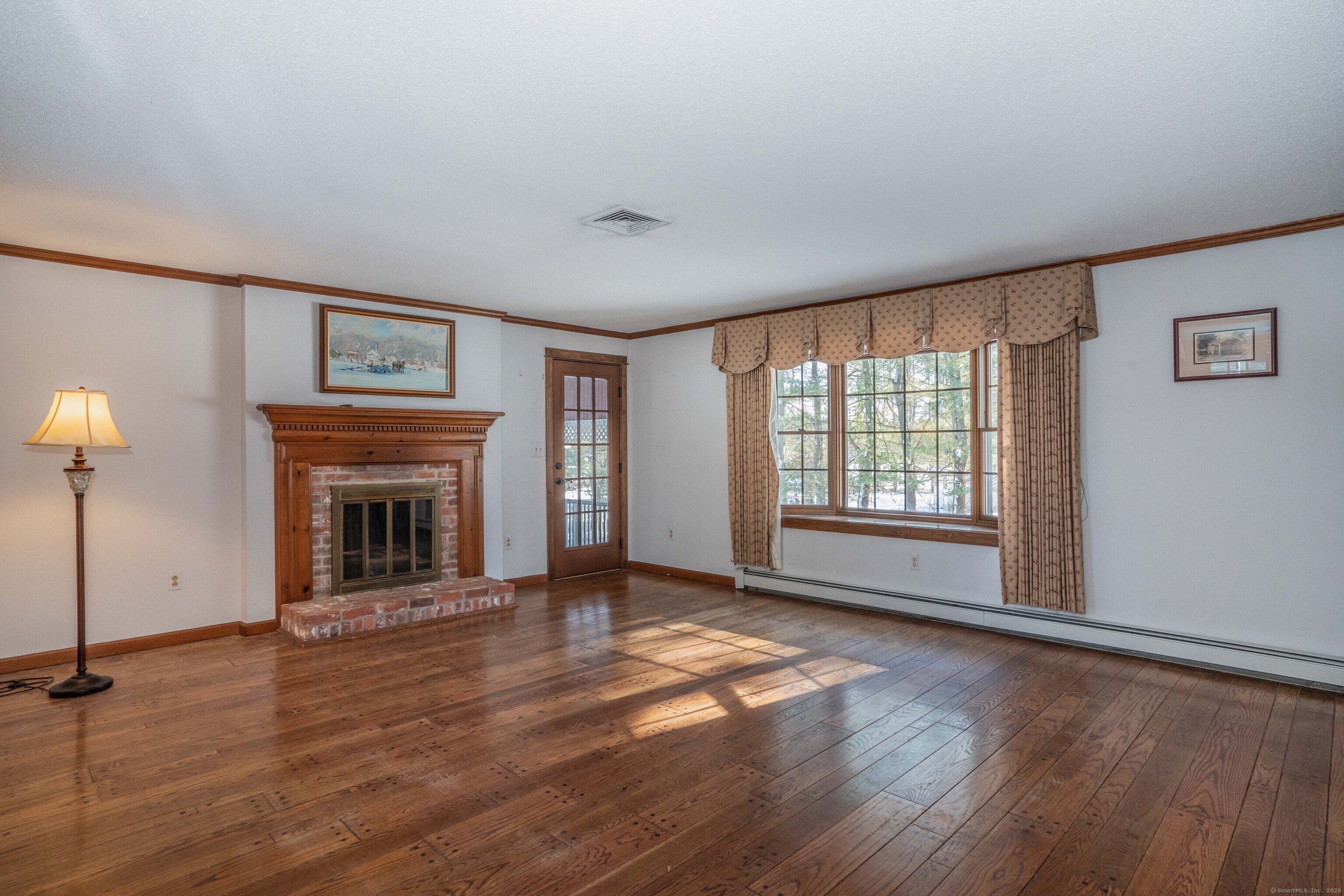 1240 Mapleton Avenue, Suffield, Connecticut image 5