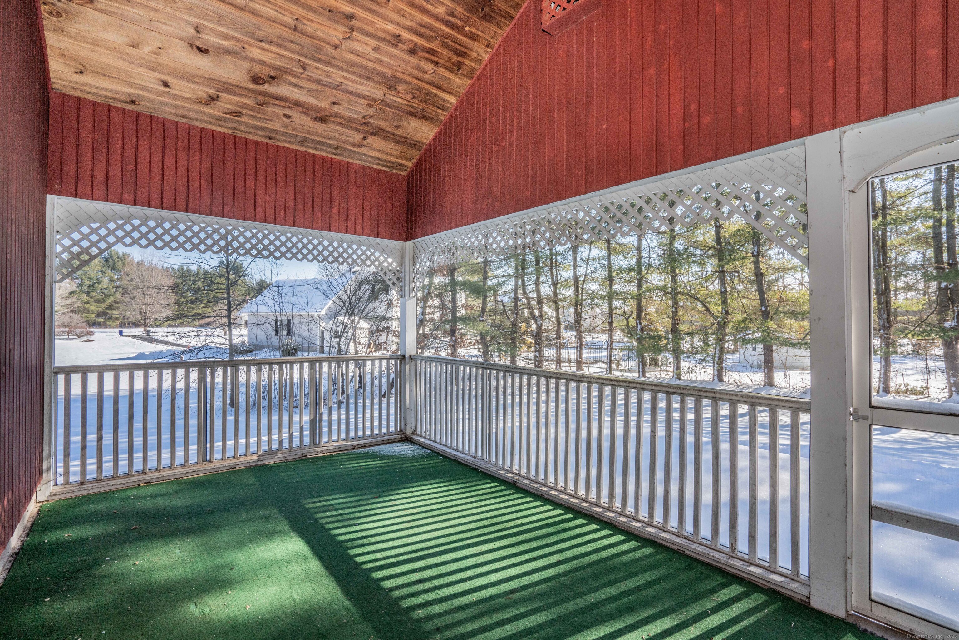 1240 Mapleton Avenue, Suffield, Connecticut image 32