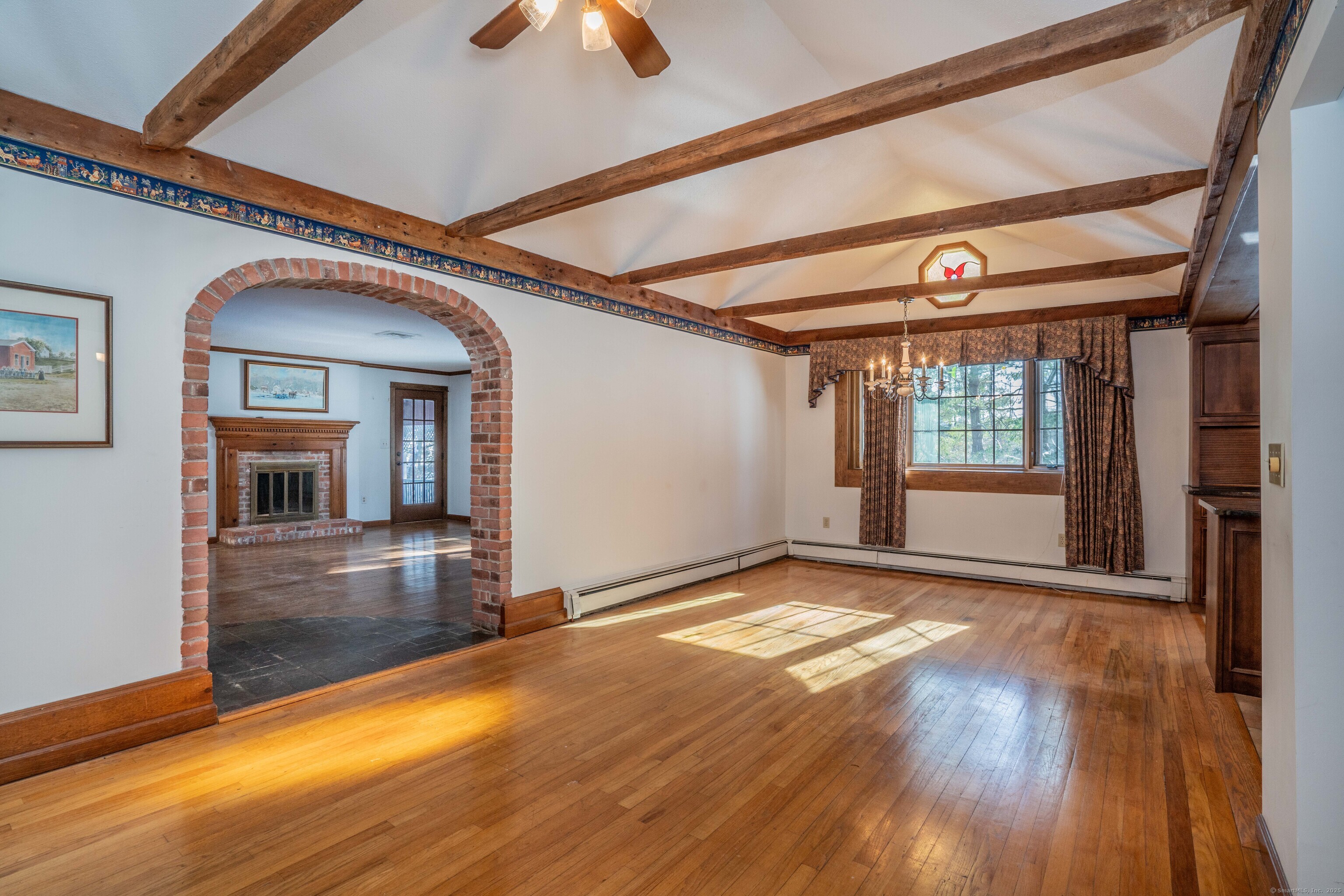 1240 Mapleton Avenue, Suffield, Connecticut image 10