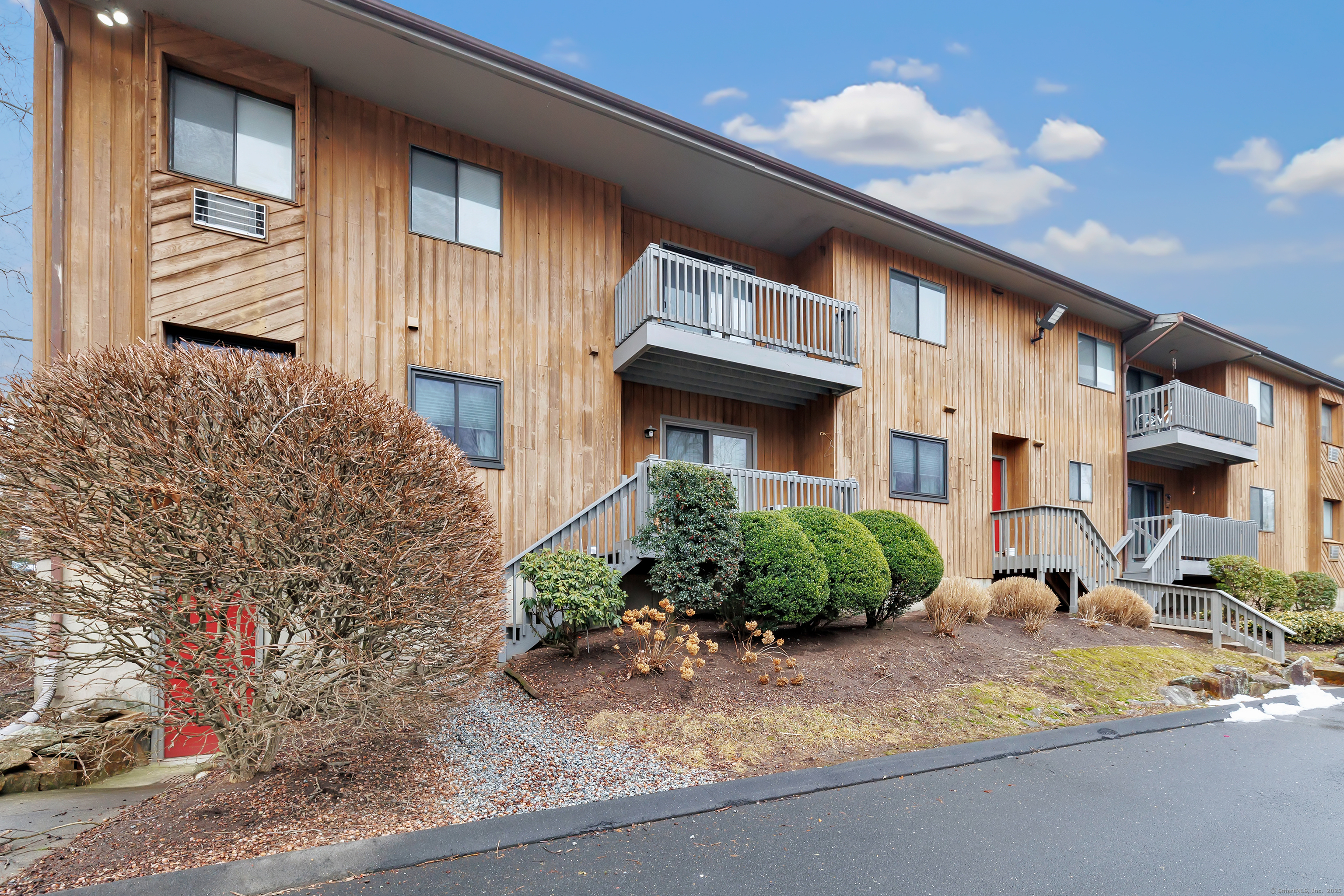 53 Riverview Drive #53, Bridgeport, Connecticut image 3