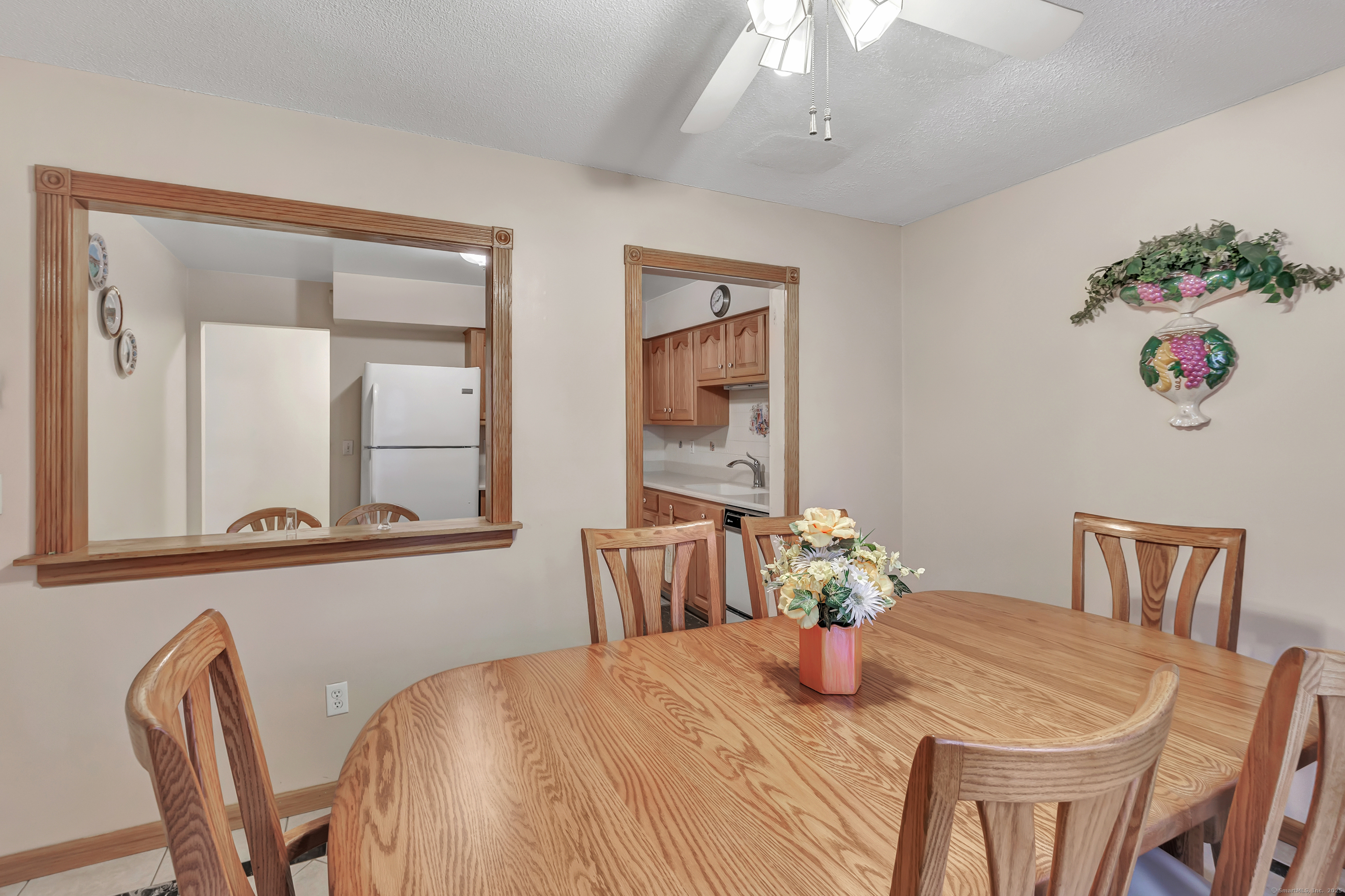 53 Riverview Drive #53, Bridgeport, Connecticut image 14