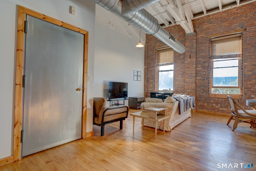 Photo of 325 Lafayette Street #3302, Bridgeport, CT 06604 (MLS # 24210281)