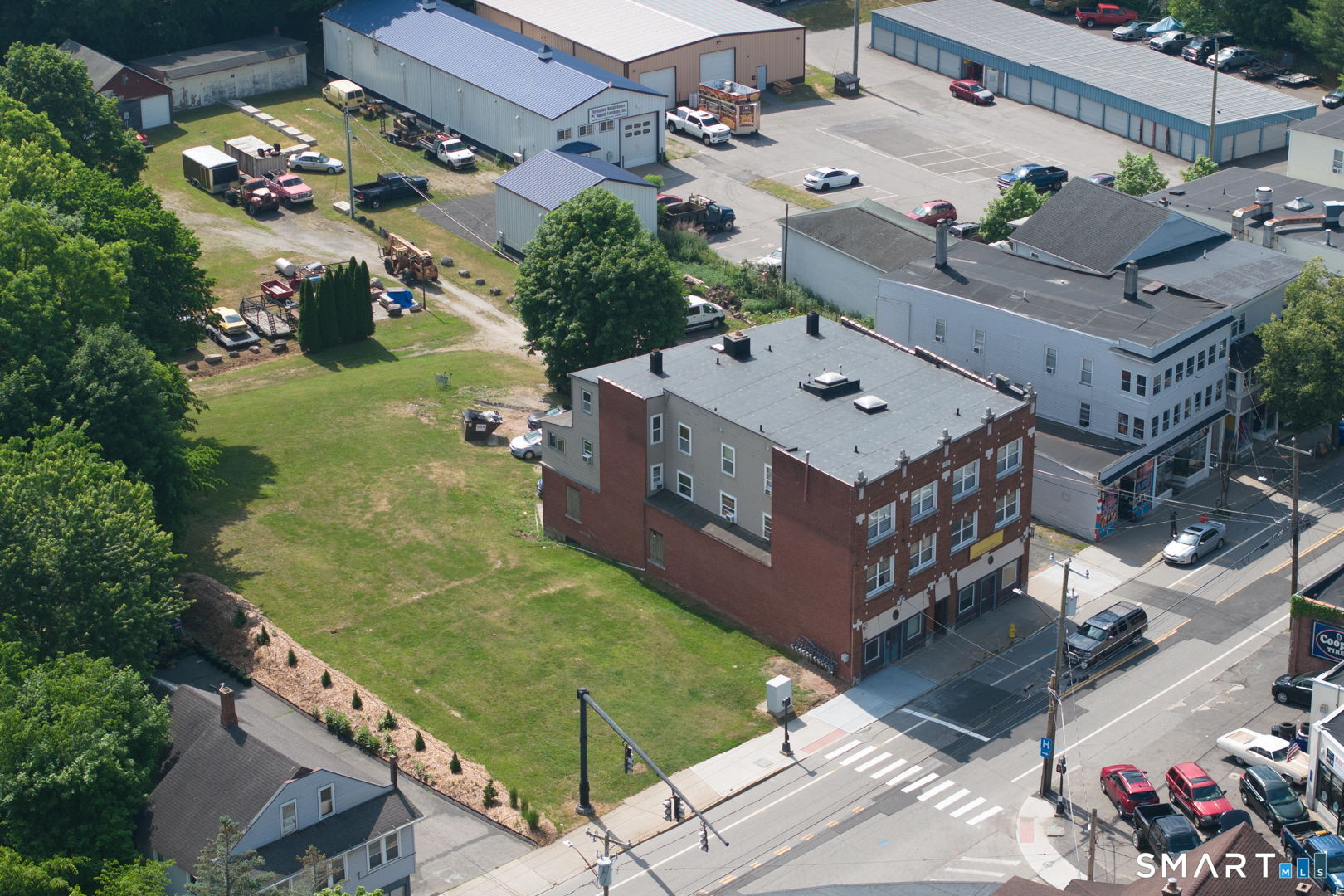 482 Main Street