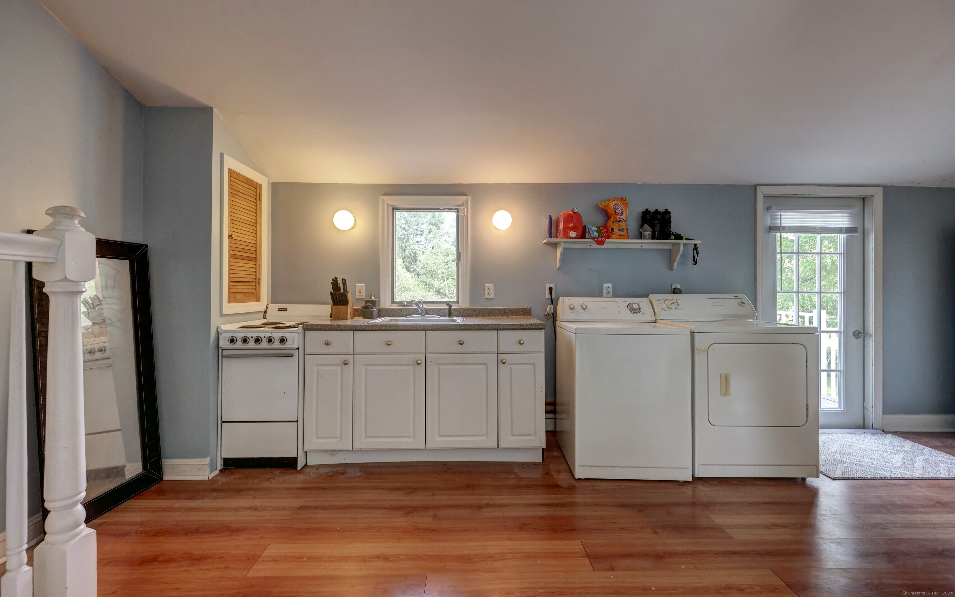 115 W Avon Road, Farmington, Connecticut image 22