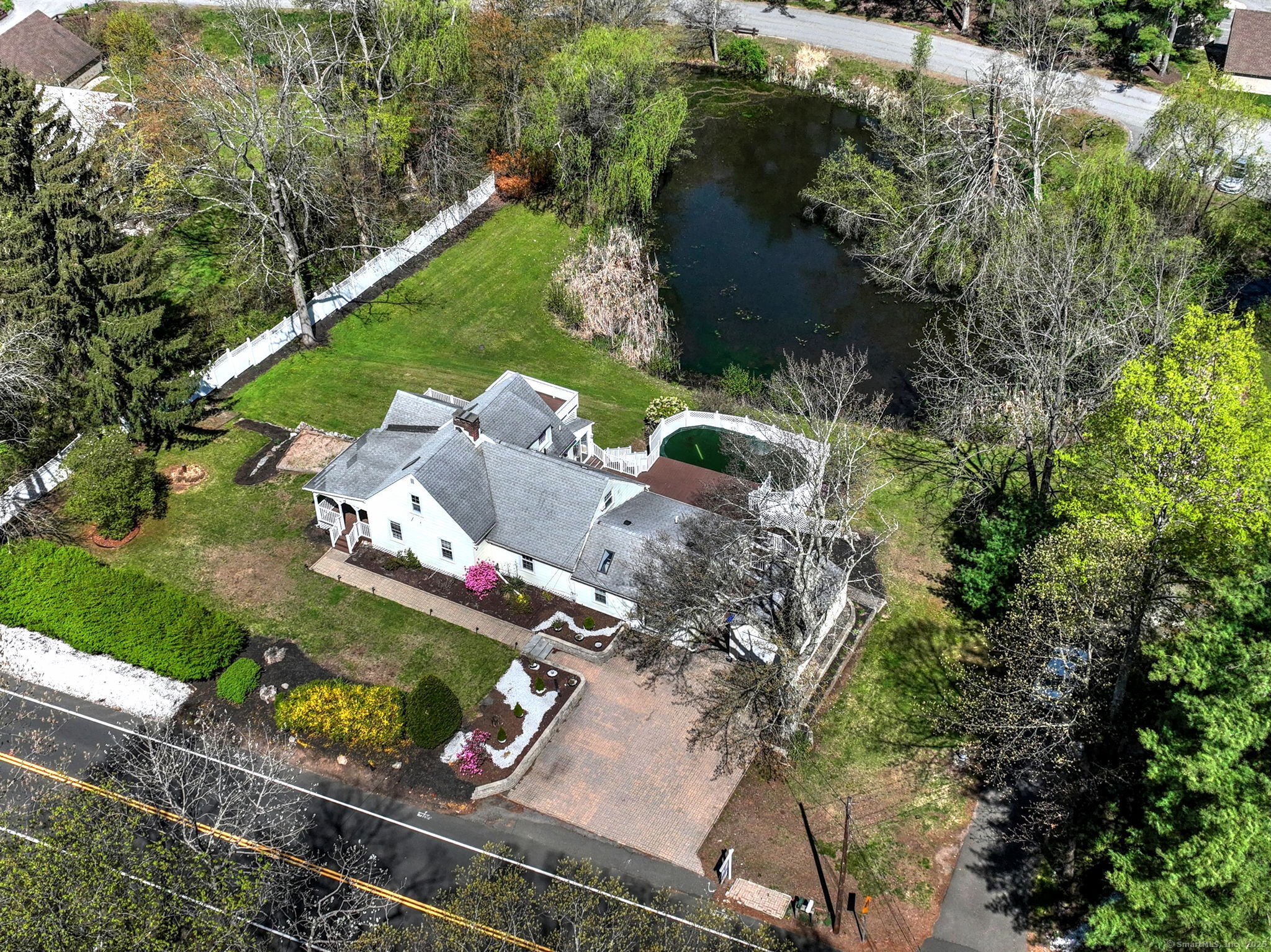 115 W Avon Road, Farmington, Connecticut image 30