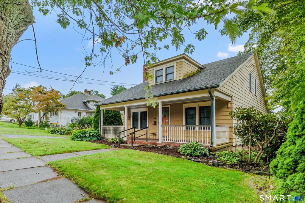 Photo of 29 Hillcrest Terrace, Meriden, CT 06450 (MLS # 24203622)