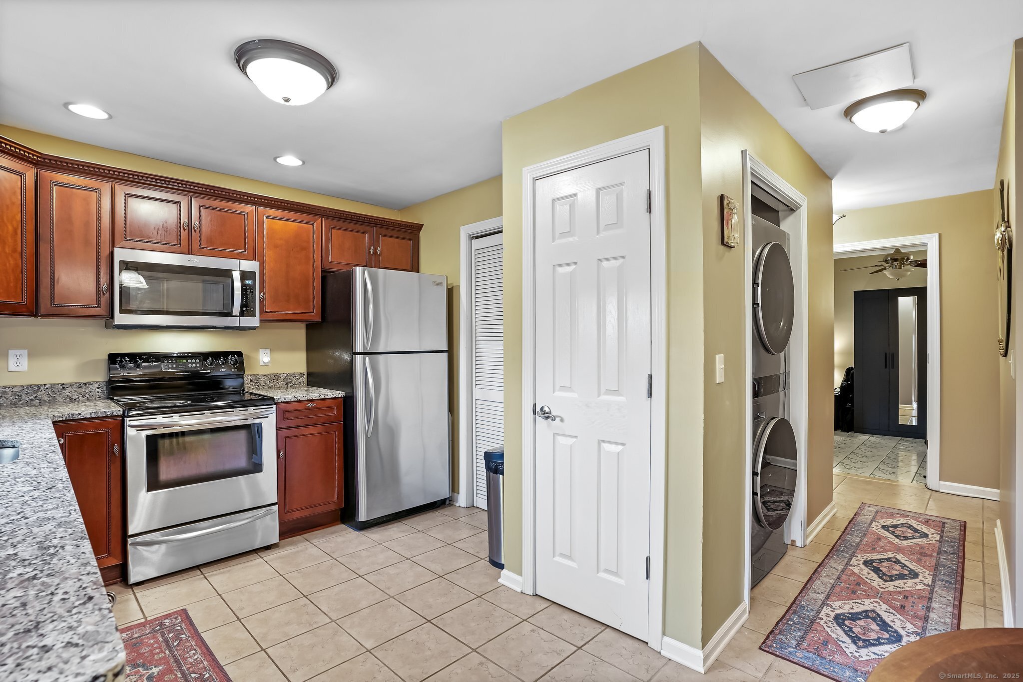 75 Redwood Drive #1301, East Haven, Connecticut image 4