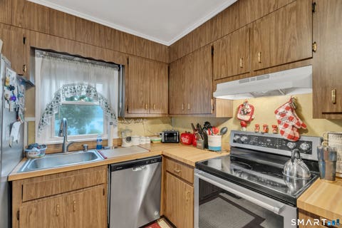 Tiny photo for 82 S 2nd Avenue, Norwich, CT 06380 (MLS # 24188092)