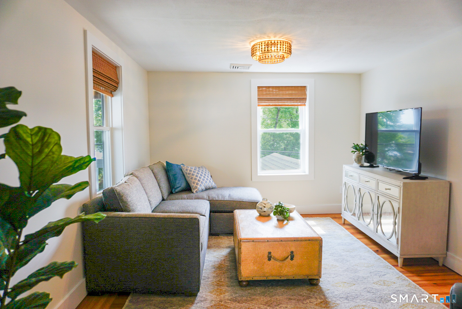 188 East Lake Street