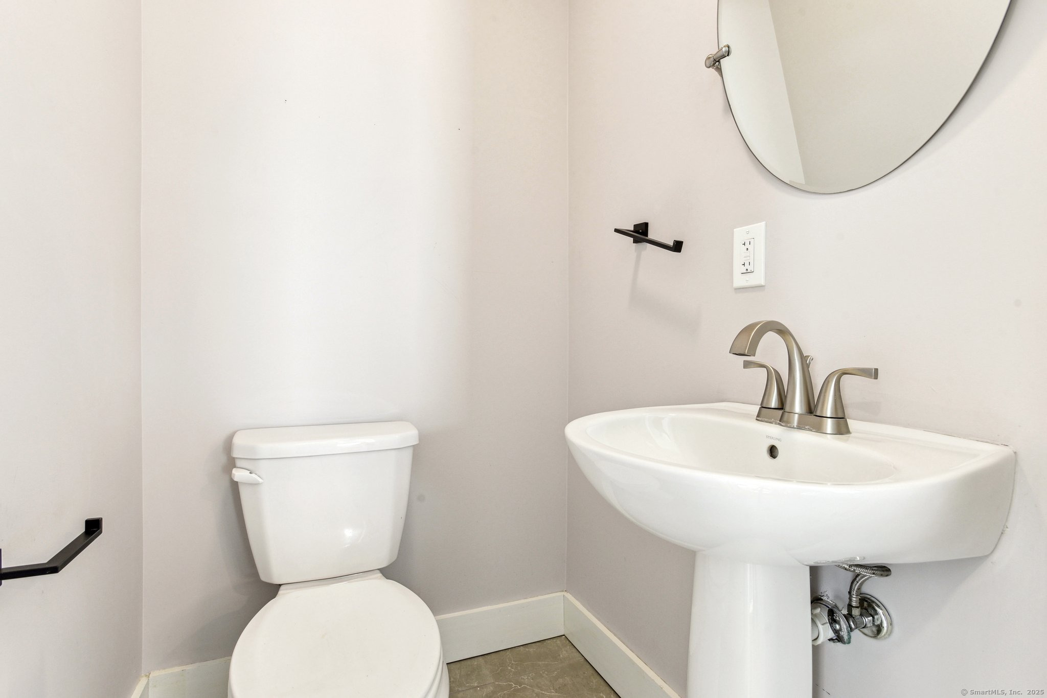 33 Division Street, Groton, Connecticut image 14
