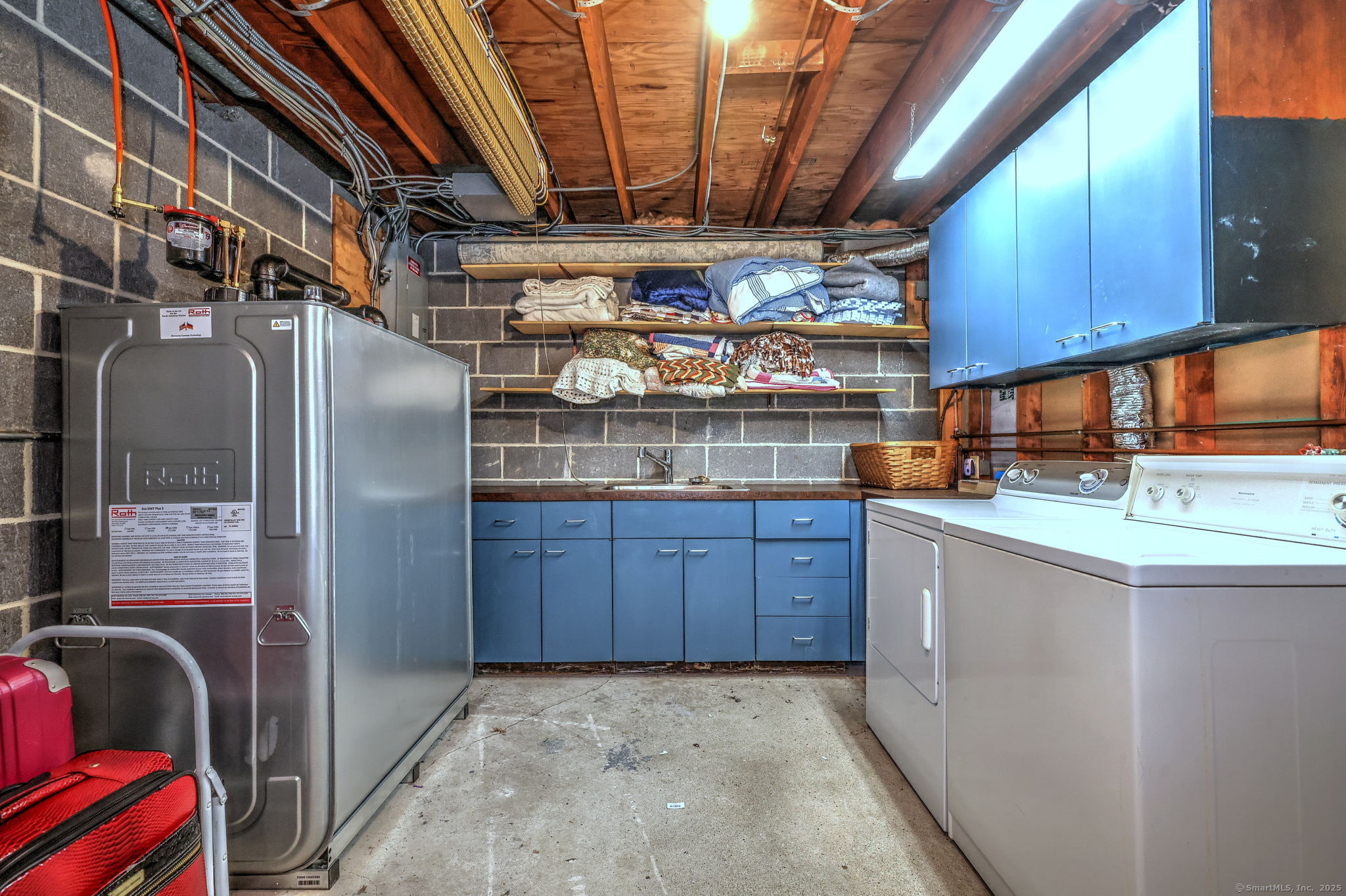 789 Donna Drive, Orange, Connecticut image 33