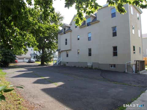 Photo of 81 Longfellow Avenue #2nd flr, Fairfield, CT 06825 (MLS # 24197010)