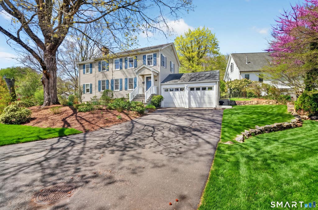 Photo of 20 Ridge Road, Greenwich, CT 06807 (MLS # 24174599)