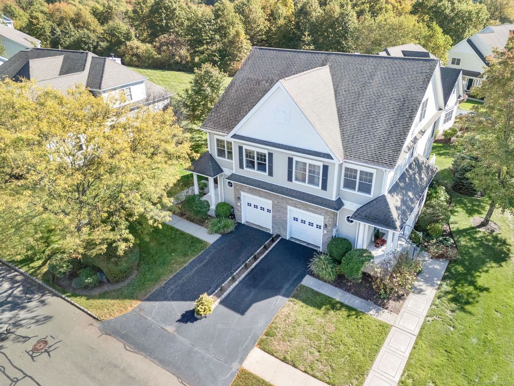 Photo of 32 Bay Hill Drive #32, Bloomfield, CT 06002 (MLS # 24131580)