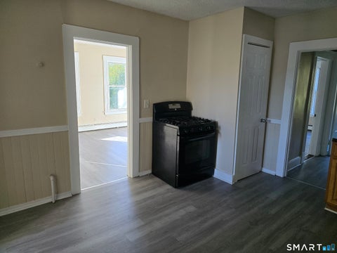 Photo of 194 North Street #3F, New Britain, CT 06051 (MLS # 24212171)
