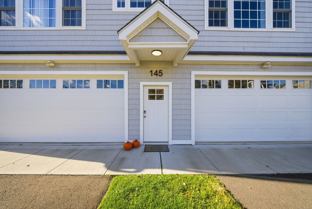 Photo of 145 Brentwood Avenue #145, Fairfield, CT 06825 (MLS # 24104454)