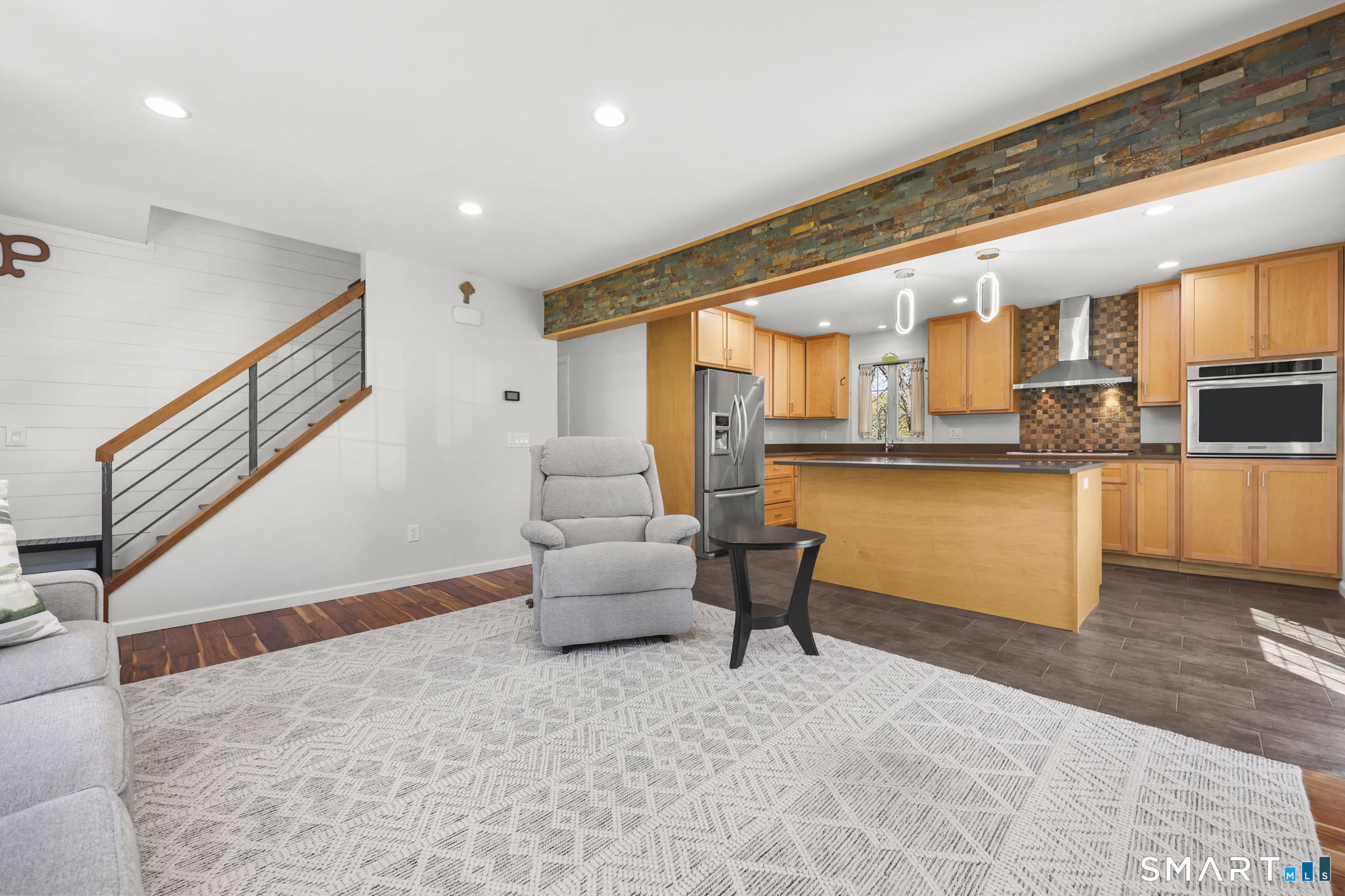 31 Hillandale Road
