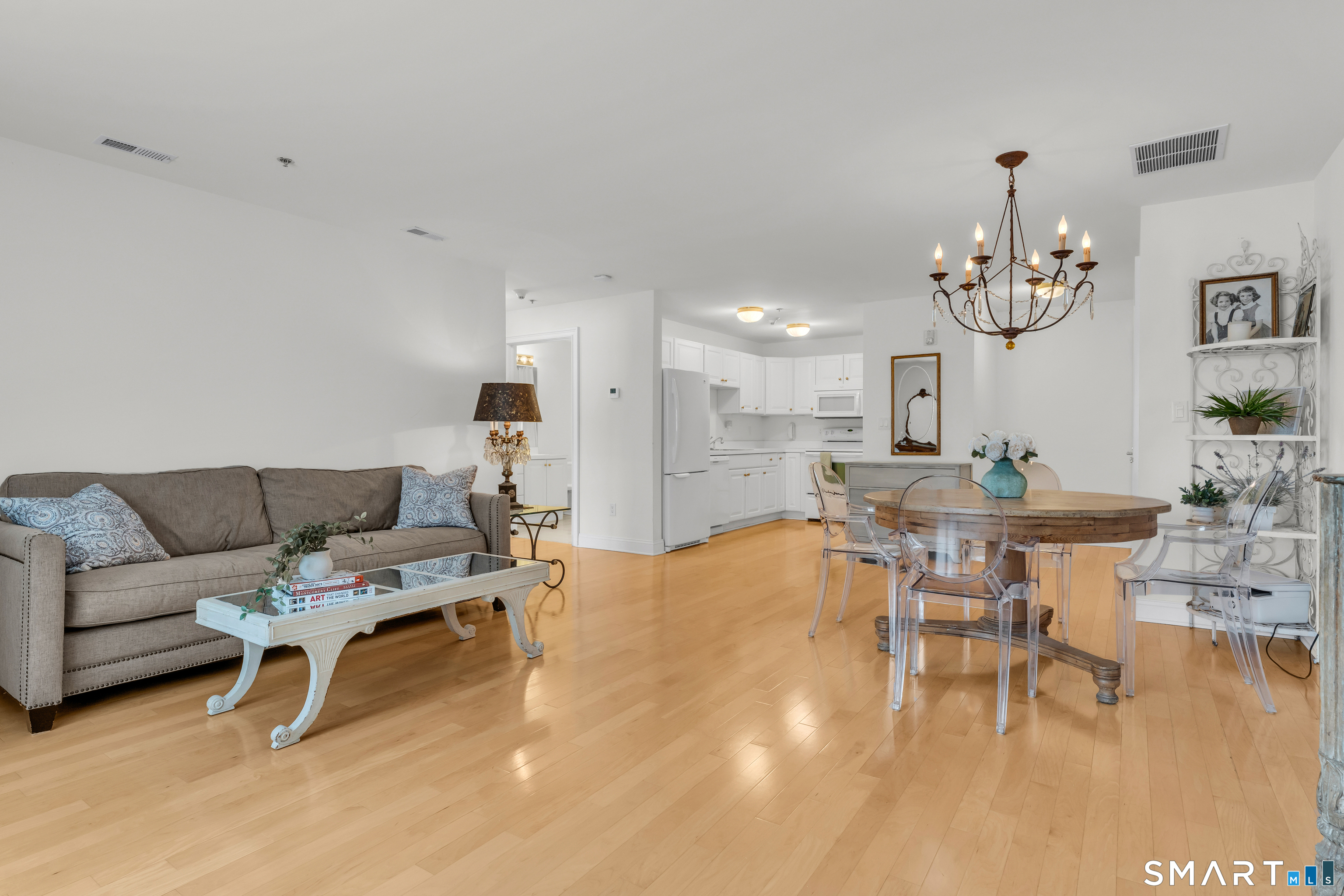 80 Southwick Court 201