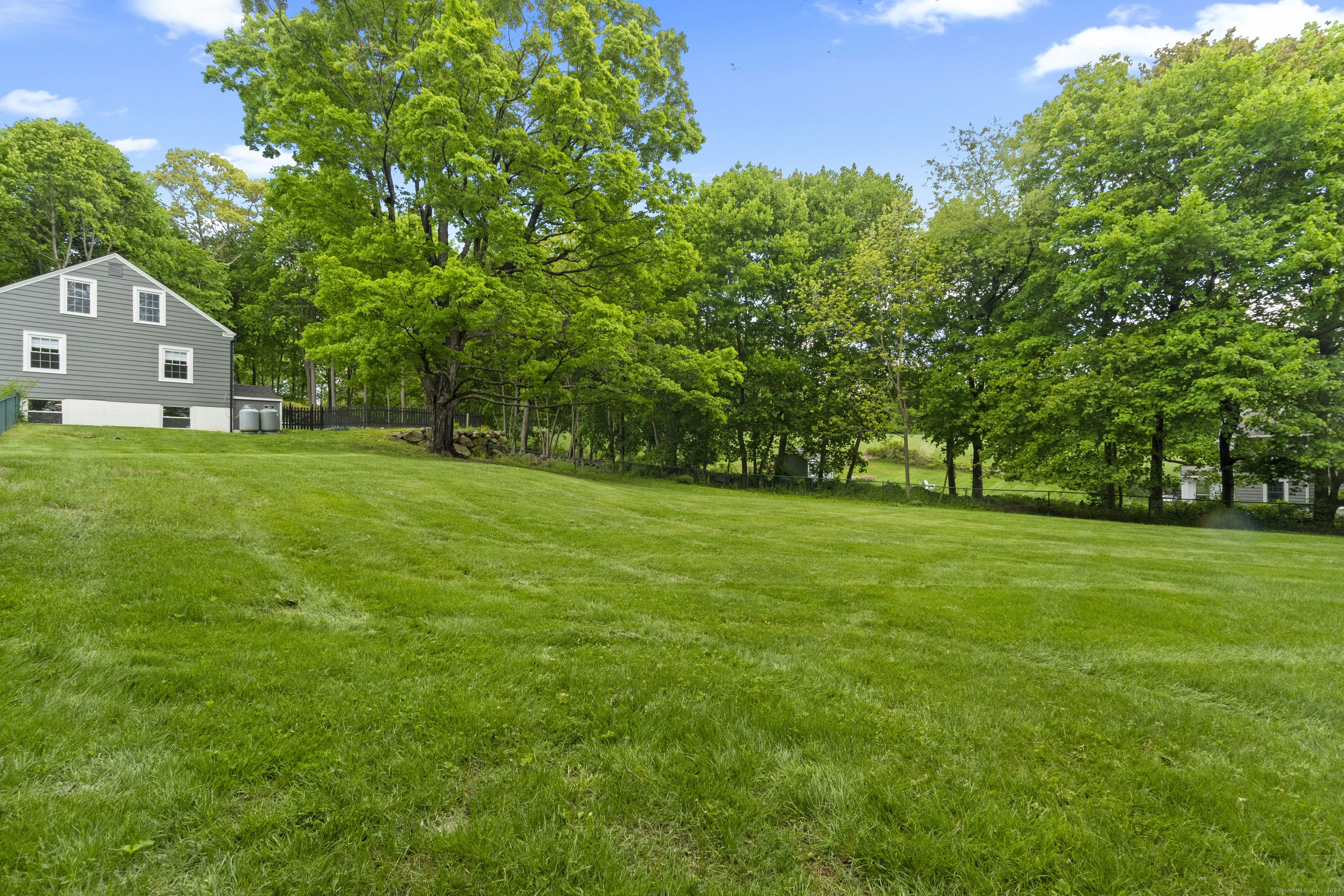227 Sugar Street, Newtown, Connecticut image 39