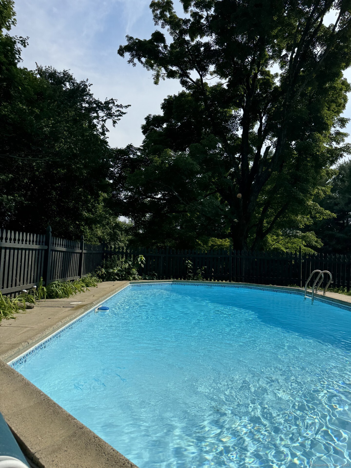 227 Sugar Street, Newtown, Connecticut image 36