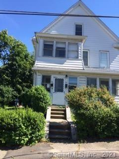 21 Lawlor Street 2nd Floor, Waterbury, Connecticut - 3 Bedrooms  
2 Bathrooms  
10 Rooms - 