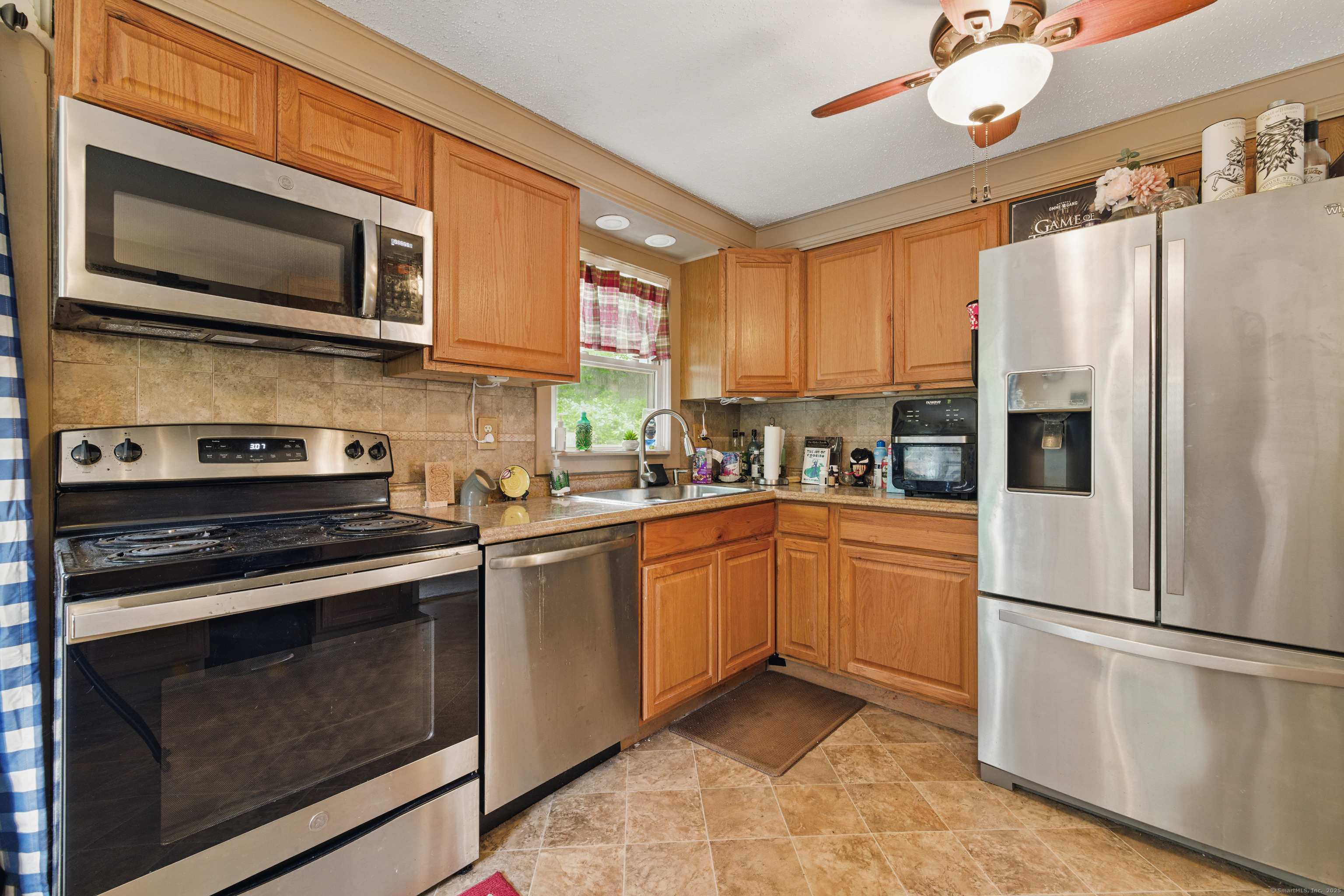 23 Fenwick Court, Groton, Connecticut image 20