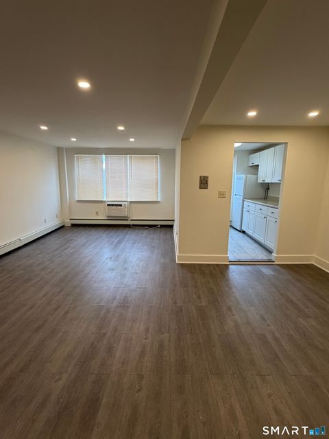 Tiny photo for 70 Farmington Avenue #4E, New London, CT 06320 (MLS # 24160823)