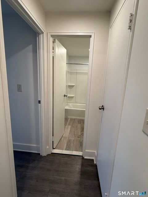 Tiny photo for 70 Farmington Avenue #4E, New London, CT 06320 (MLS # 24160823)