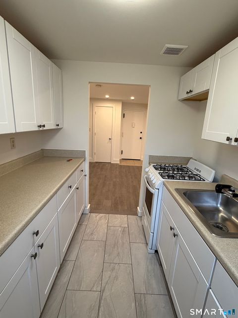 Tiny photo for 70 Farmington Avenue #4E, New London, CT 06320 (MLS # 24160823)