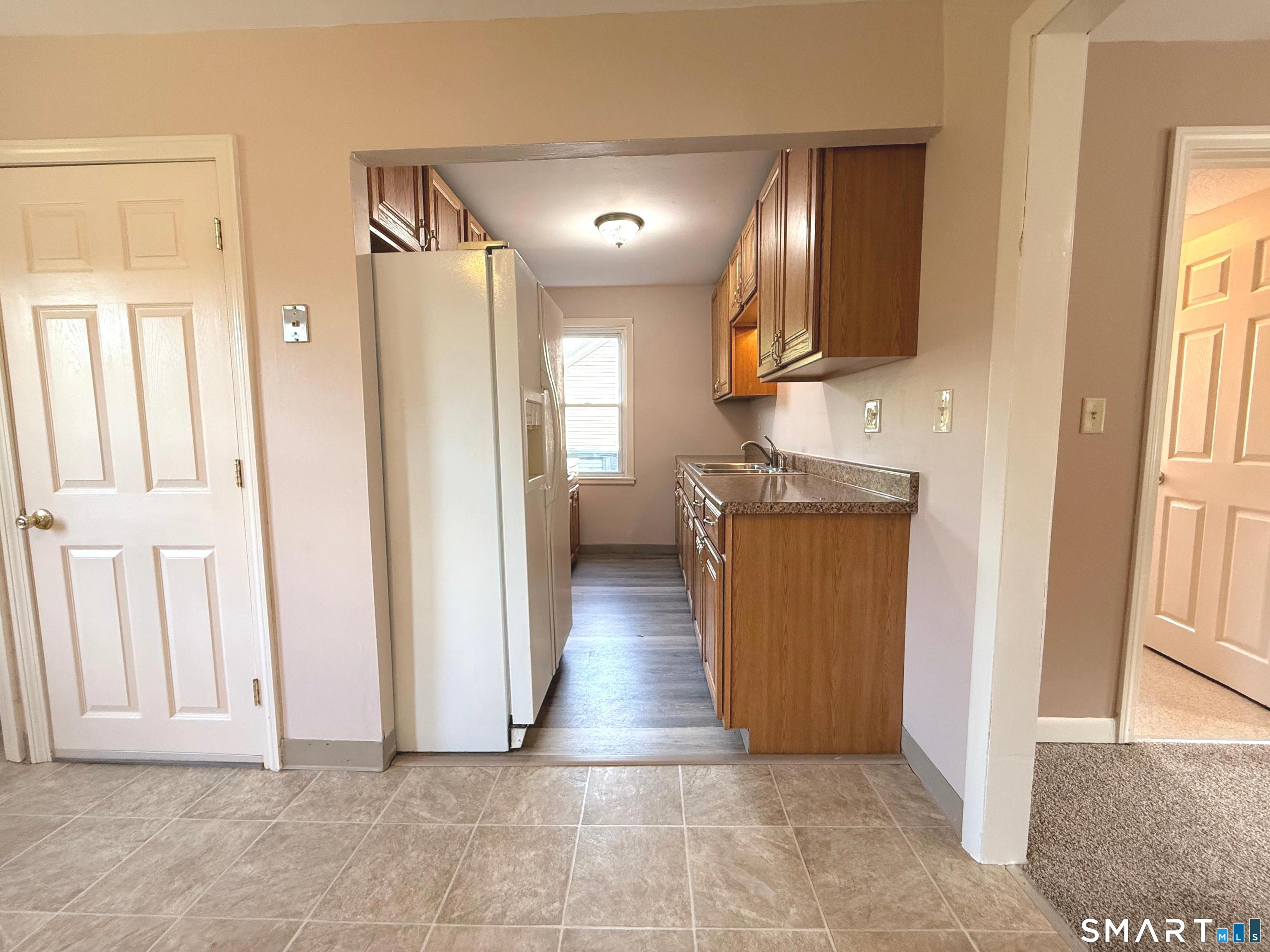 105-107 South Chestnut Street