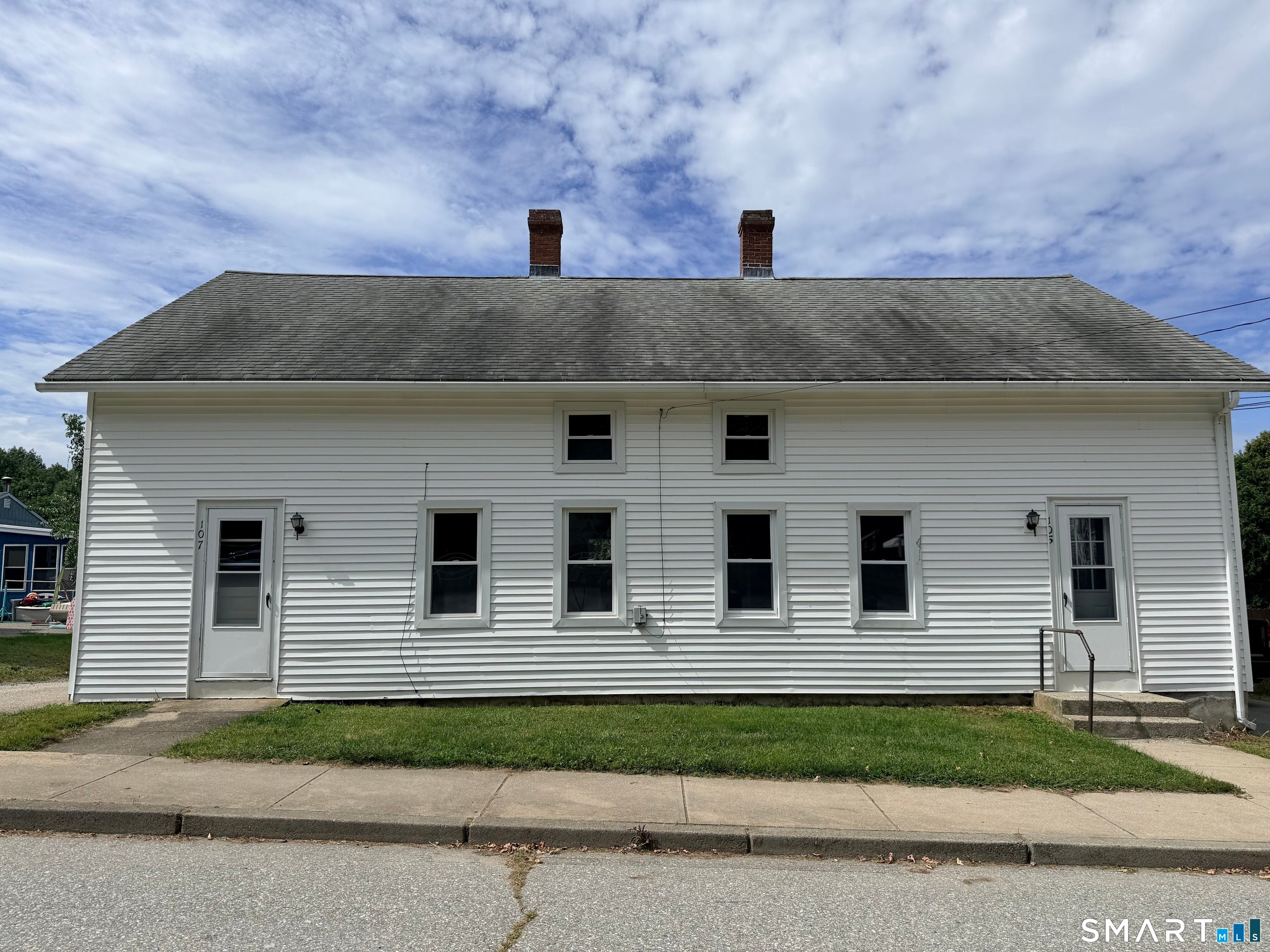 105-107 South Chestnut Street