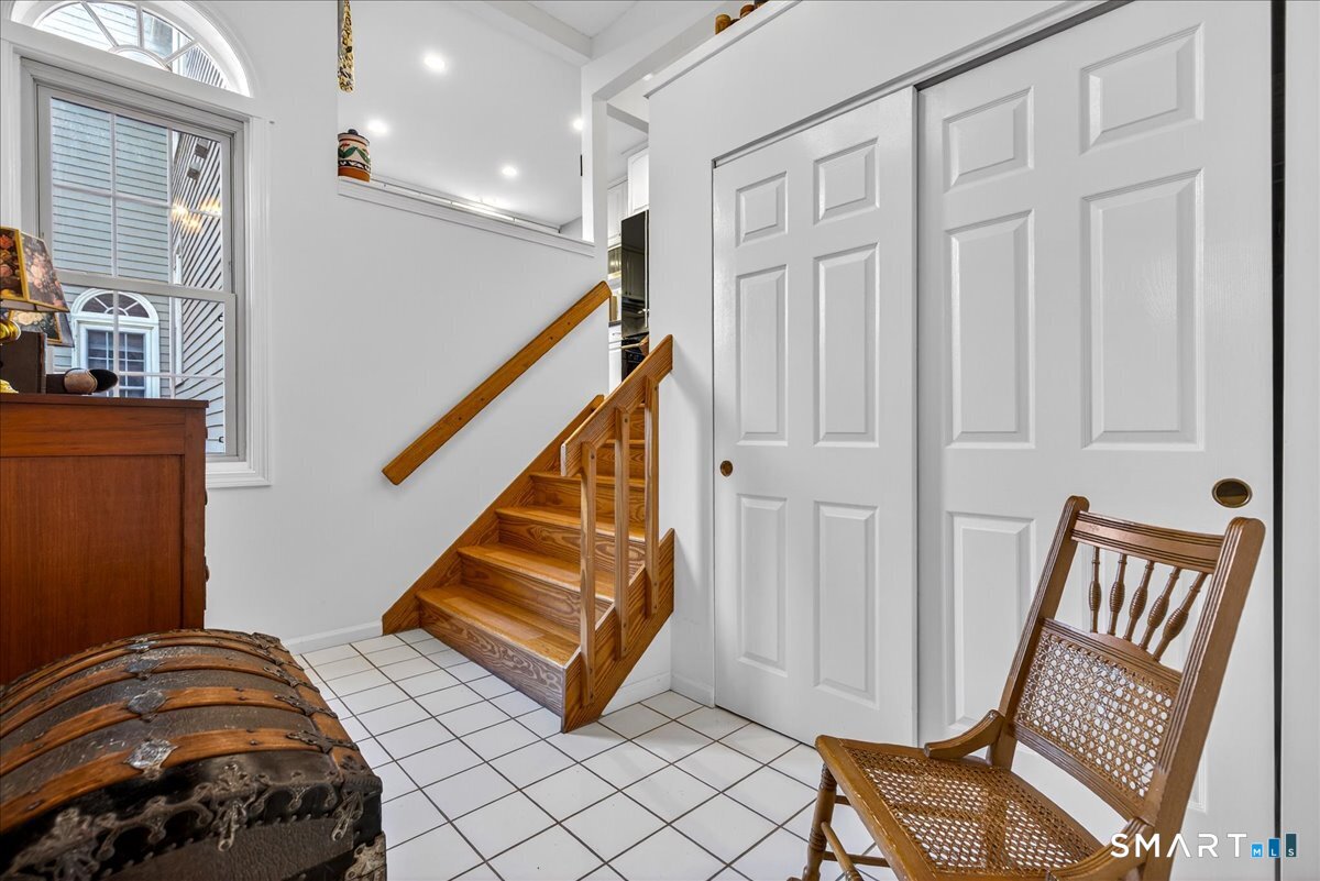 1925 Shepard Avenue 54