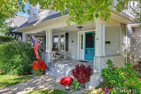 Photo of 27 Washington Avenue, Danbury, CT 06810 (MLS # 24212633)