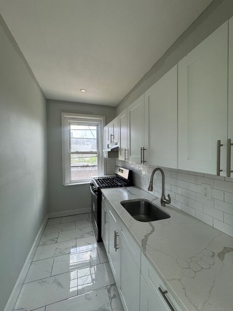 Tiny photo for 648 Ferry Street #3, New Haven, CT 06513 (MLS # 24170374)