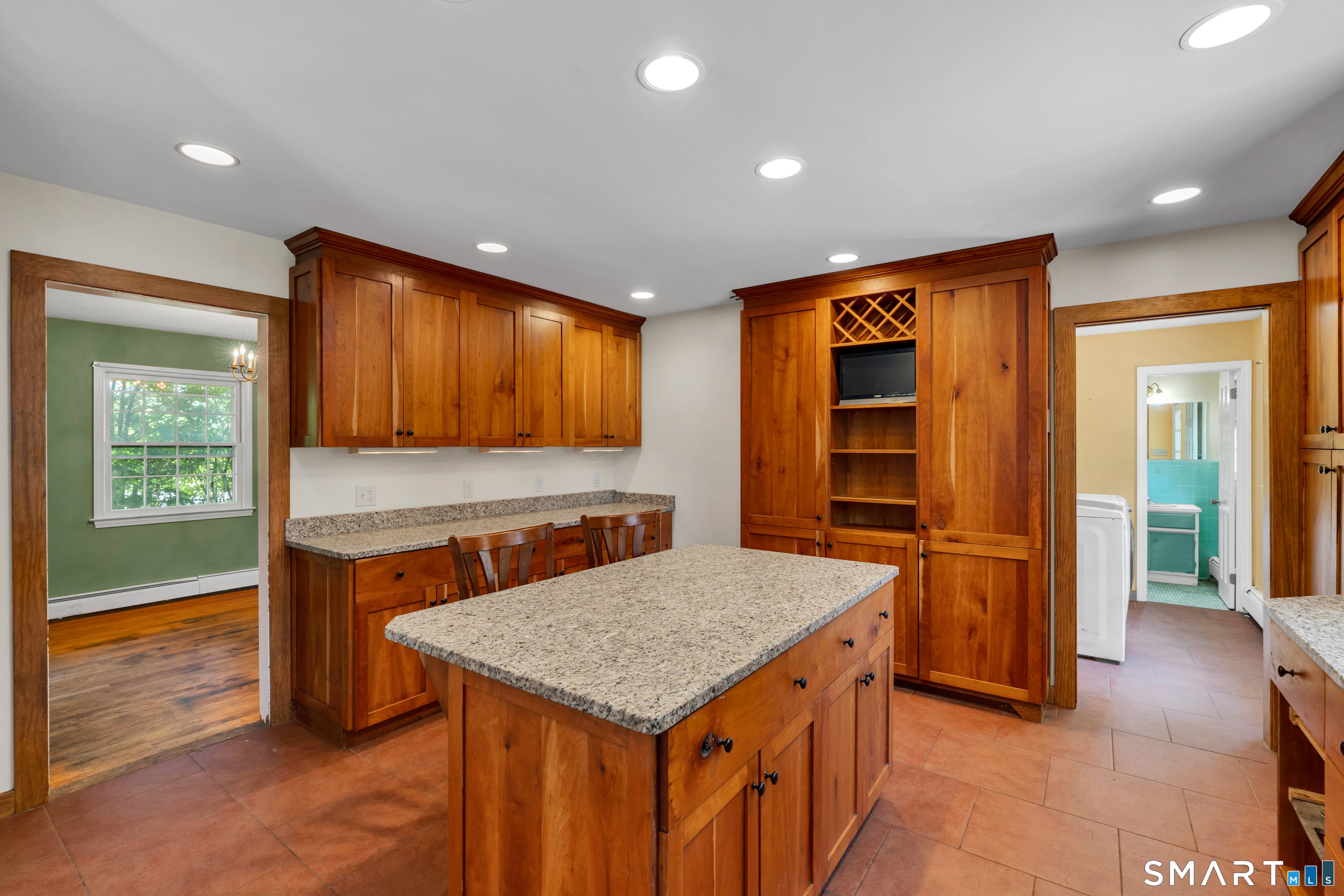 293 Torringford Street