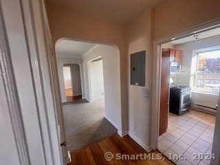 Stamford, Connecticut 06901, United States, 2 Bedrooms Bedrooms, ,1 BathroomBathrooms,Residential,Pending,22663