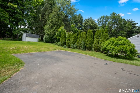 Tiny photo for 9 Cricket Road, East Windsor, CT 06088 (MLS # 24186930)