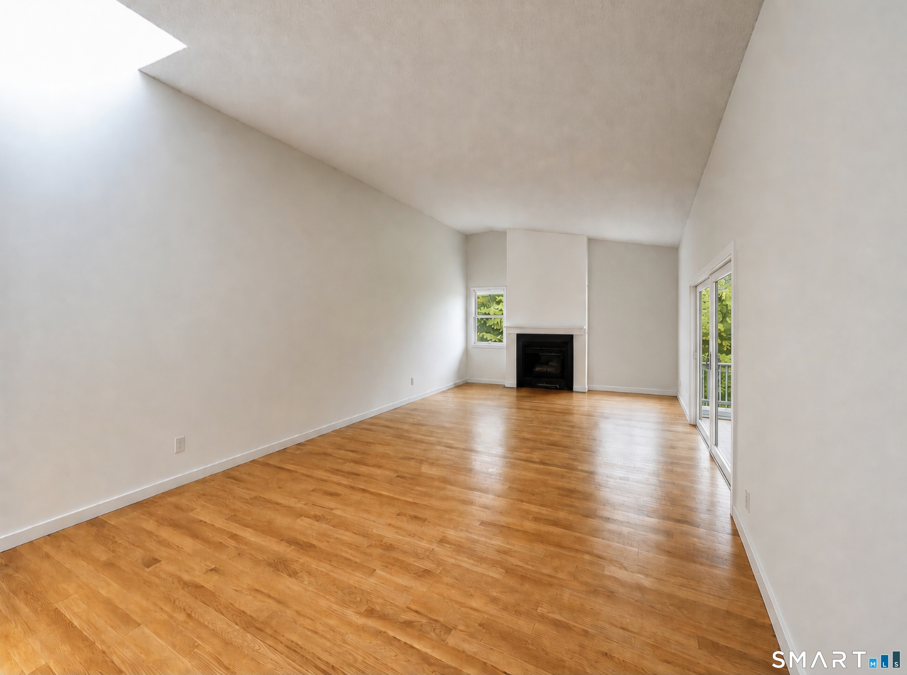 2 Stratton Way 2