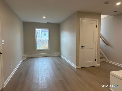 Tiny photo for 74 Soundview Avenue, Fairfield, CT 06825 (MLS # 24146510)