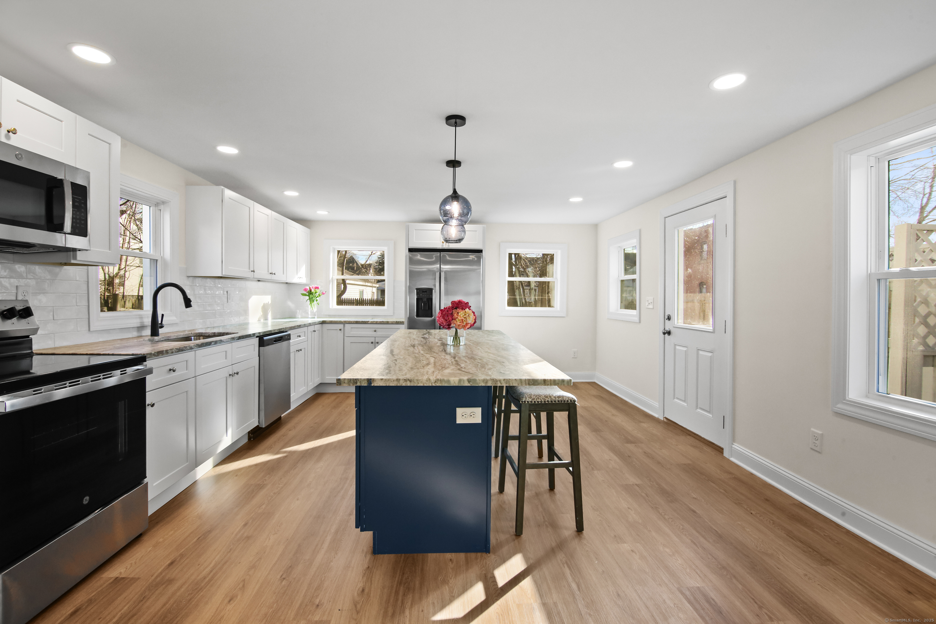 25 School Street, Groton, Connecticut image 10