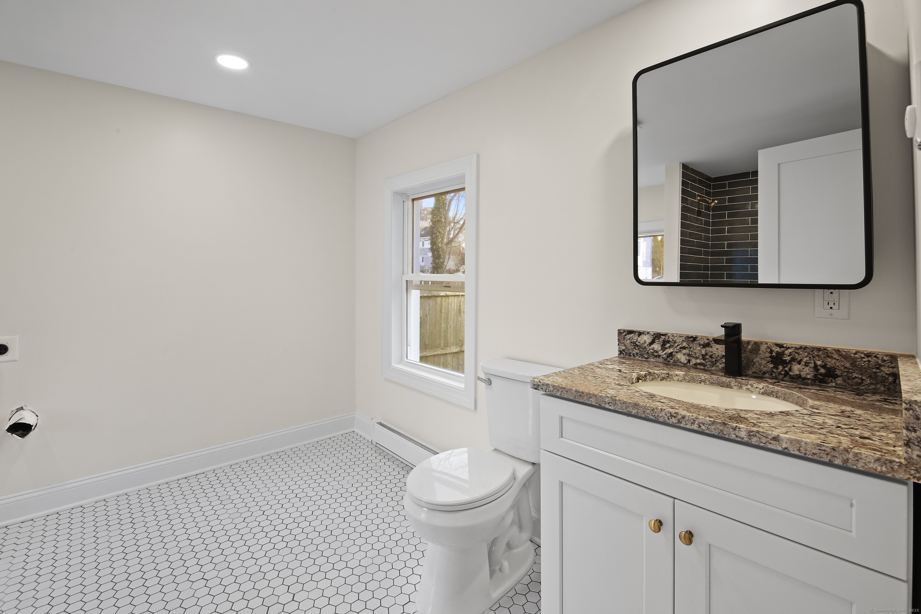 25 School Street, Groton, Connecticut image 14