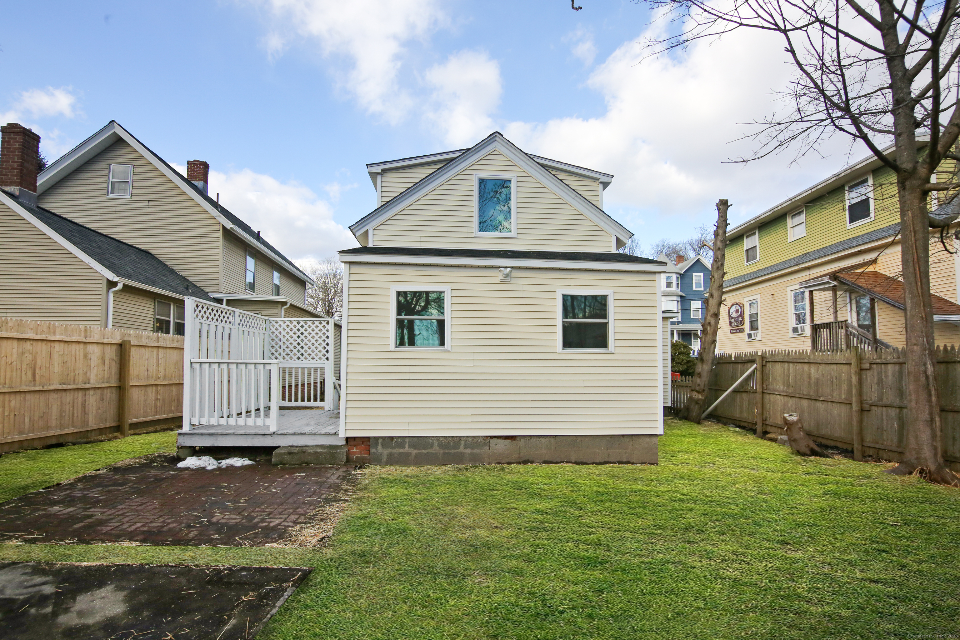 25 School Street, Groton, Connecticut image 3