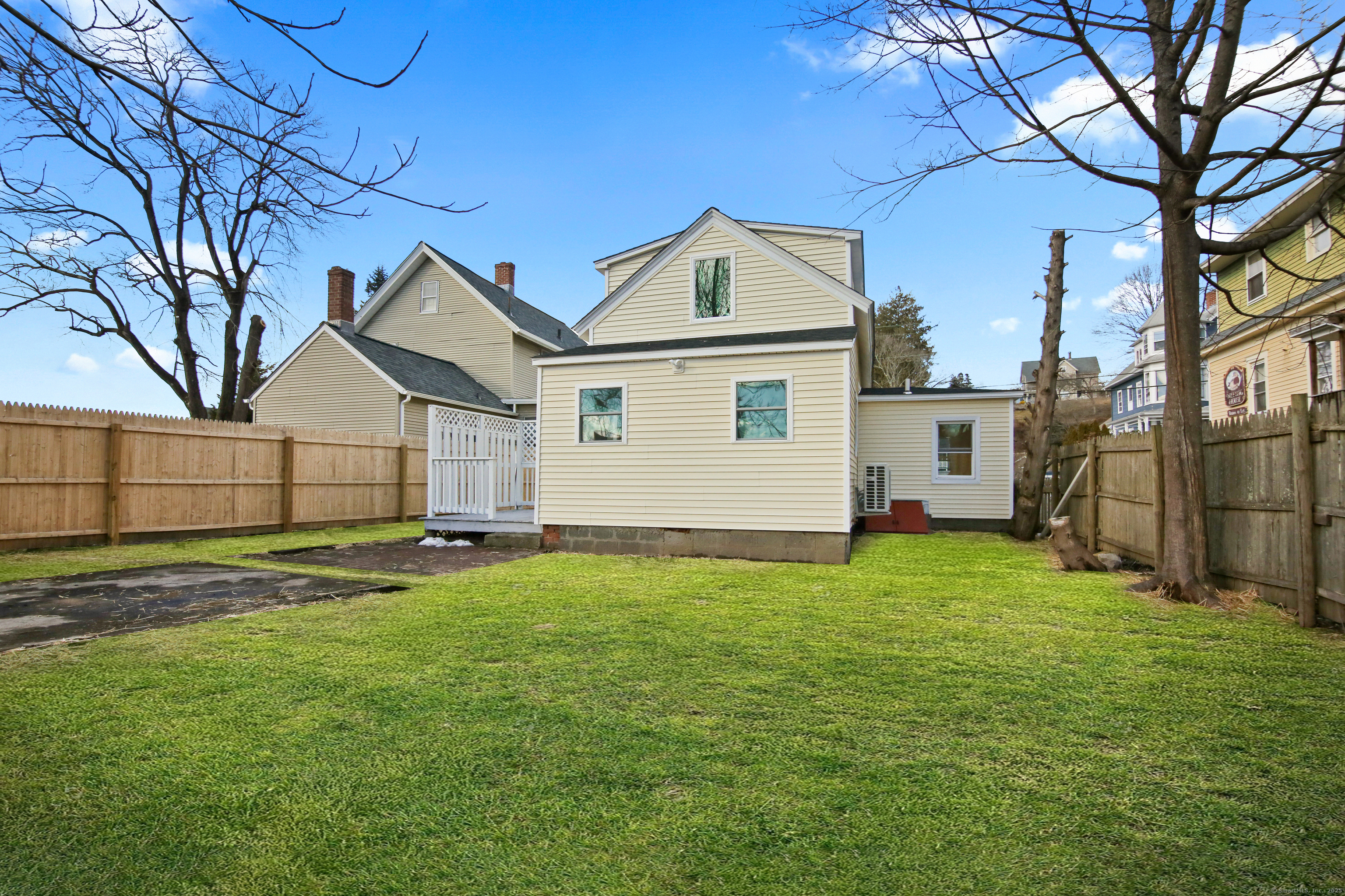 25 School Street, Groton, Connecticut image 7