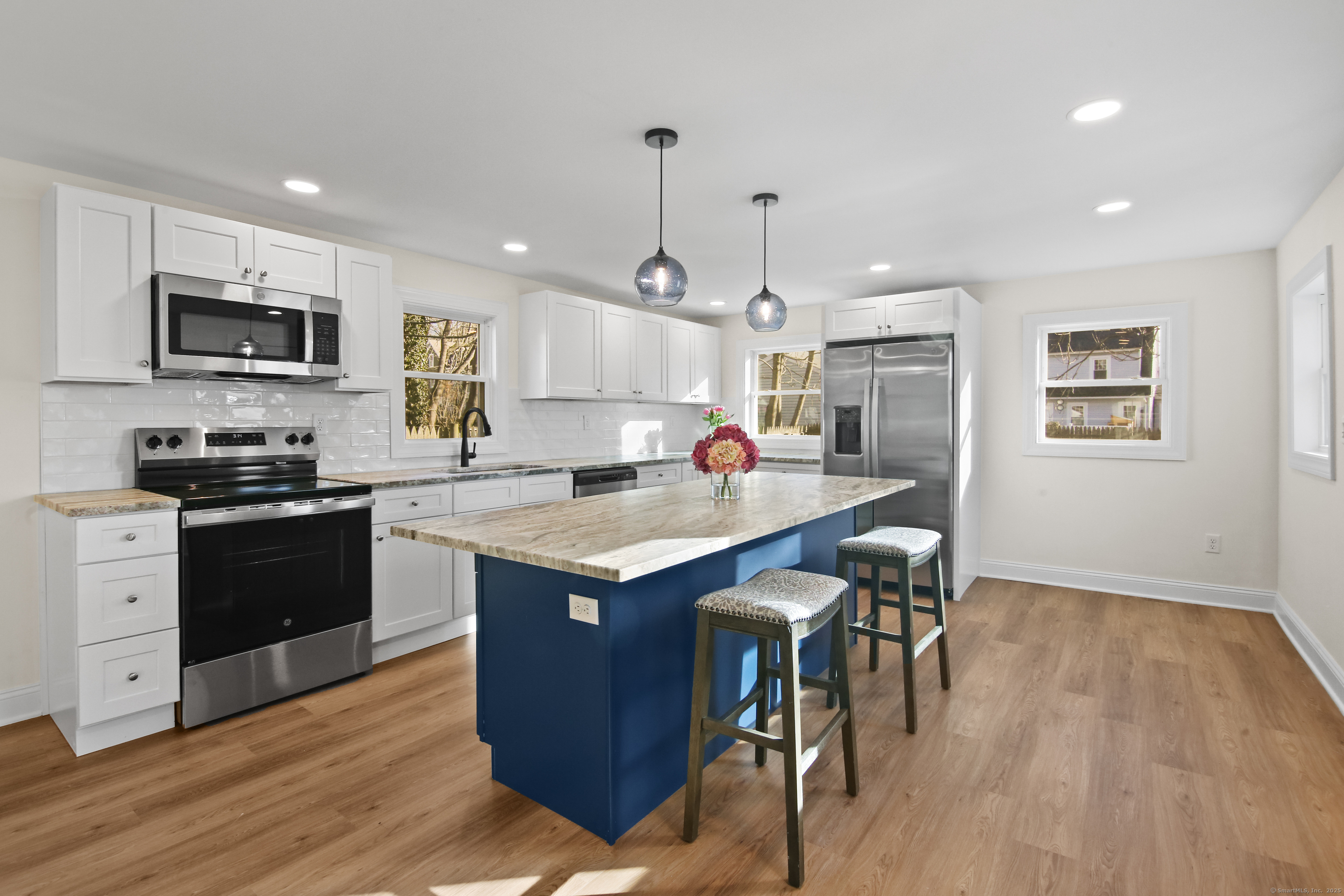 25 School Street, Groton, Connecticut image 9