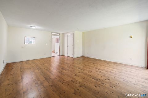 Tiny photo for 55 Porter Avenue #6E, Naugatuck, CT 06770 (MLS # 24174021)