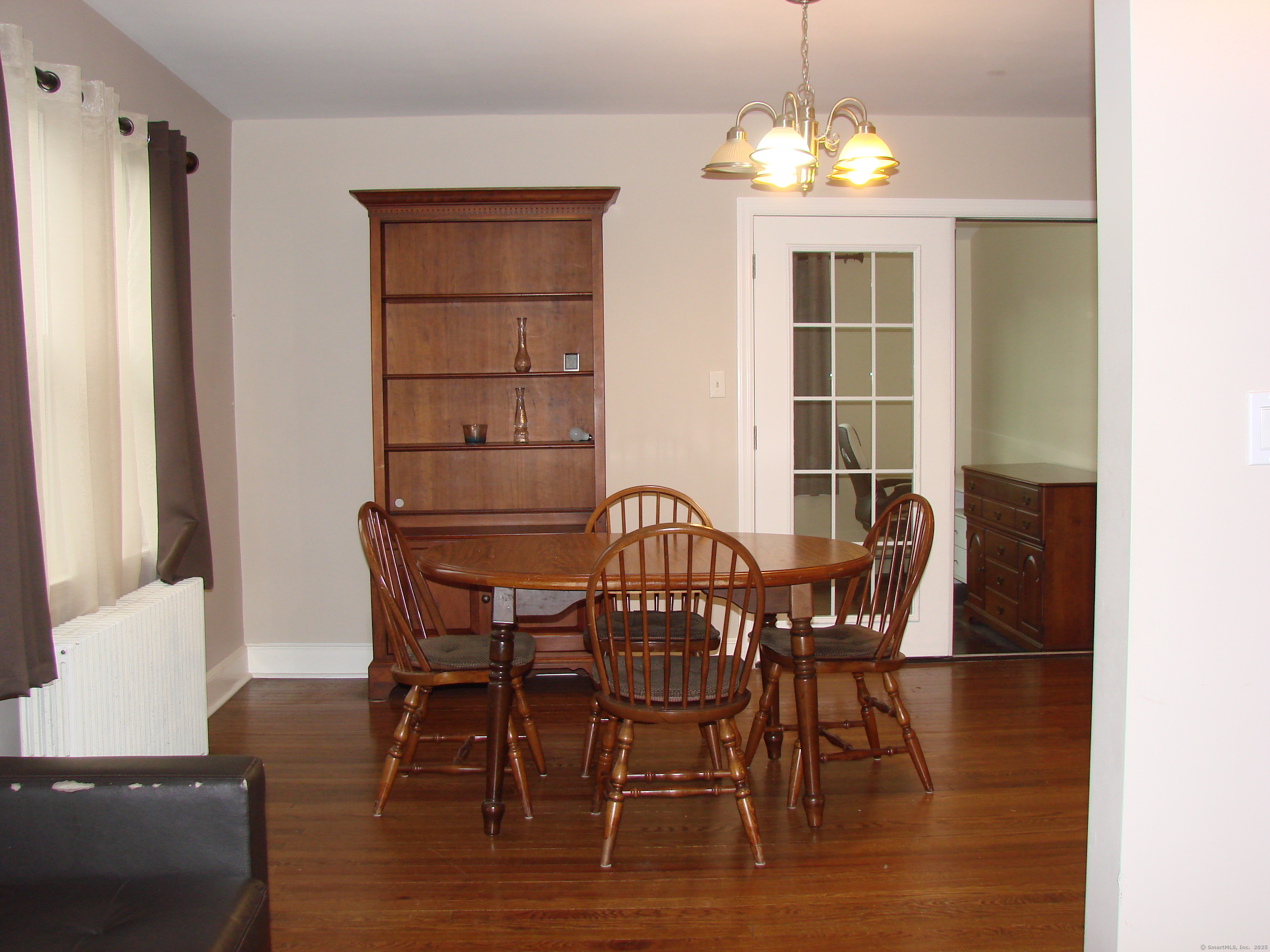 566 Savoy Street, Bridgeport, Connecticut image 8